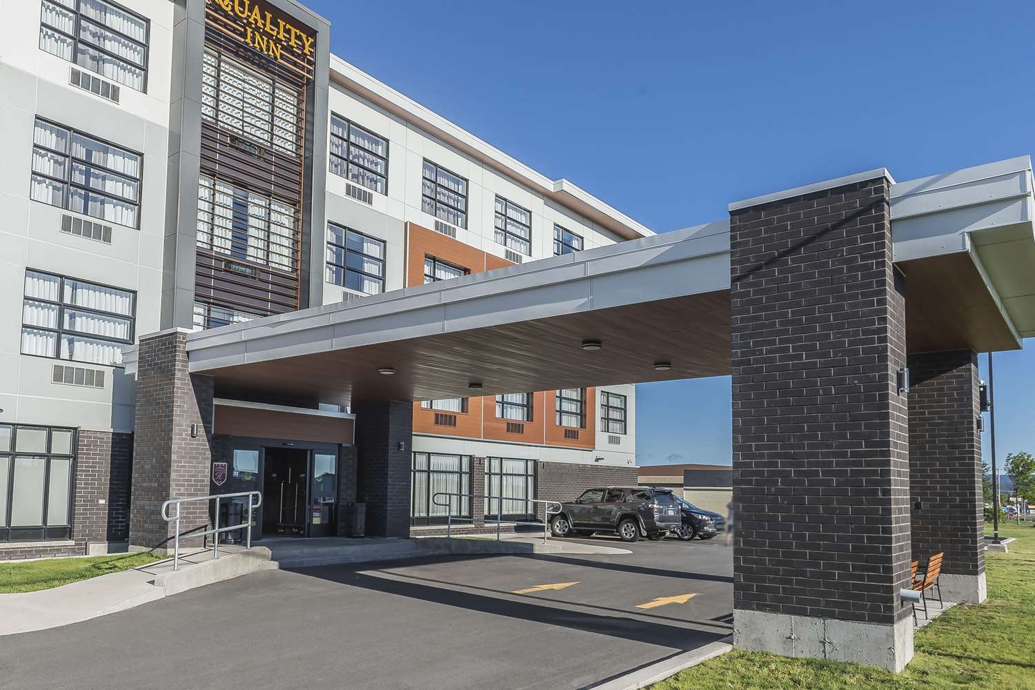 Quality Inn Sept-Iles, Qc 16/18