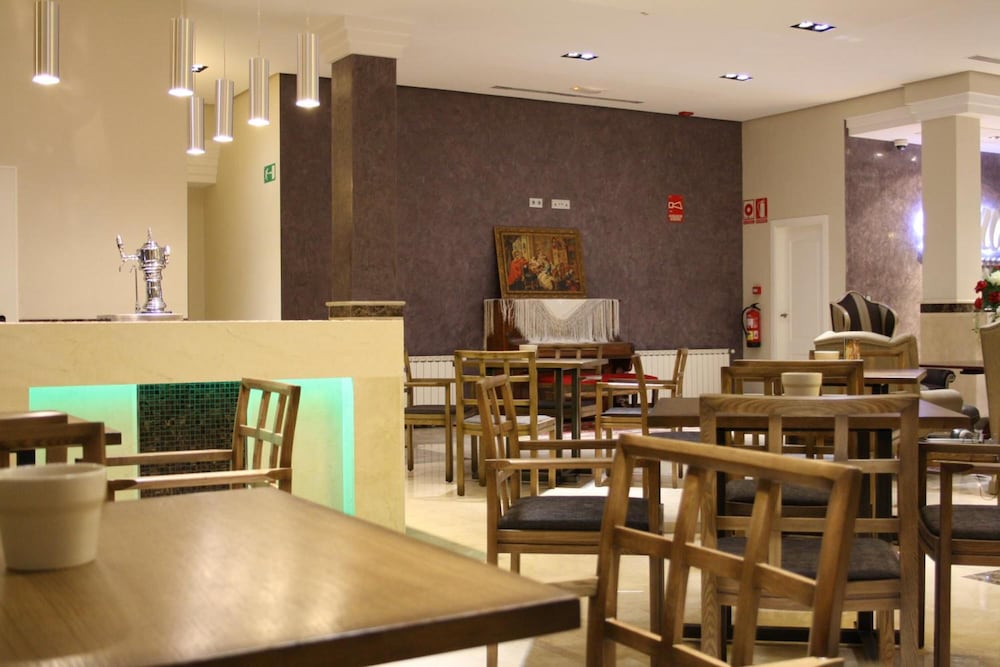 Hotel Sevilla 44/59