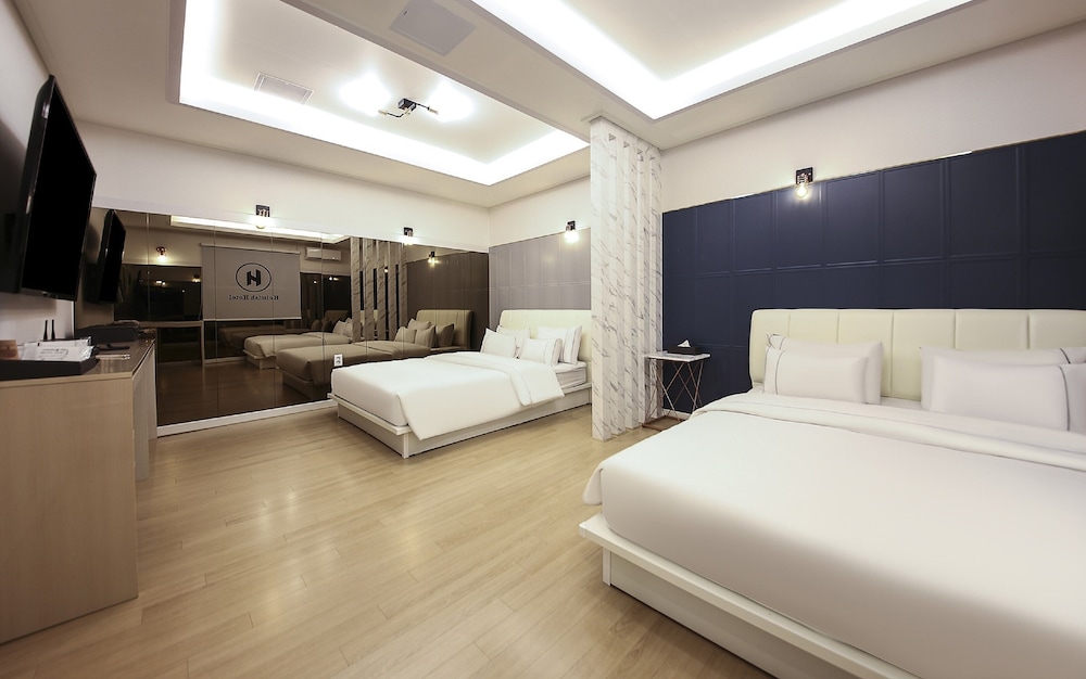 PREMIUM, TWIN BEDS