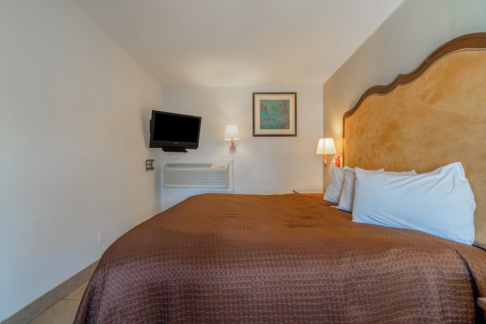 غرفة بسرير كينج، Pelican Inn by Belvilla Aransas Pass, TX 2/7