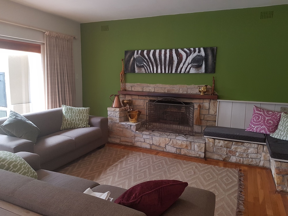 Valley Heights Guest House B&B 11/29