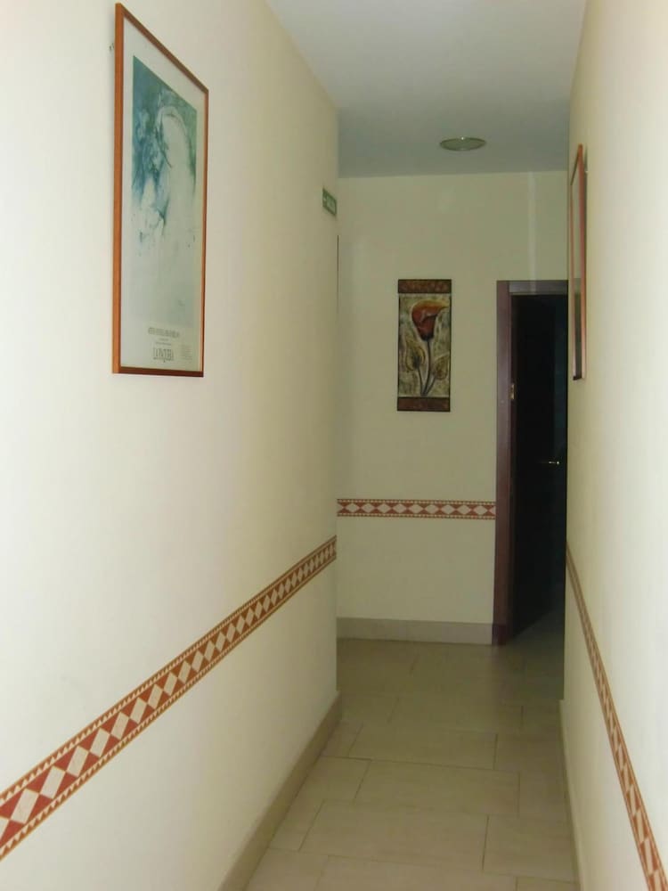 Hostal Villa 32/47
