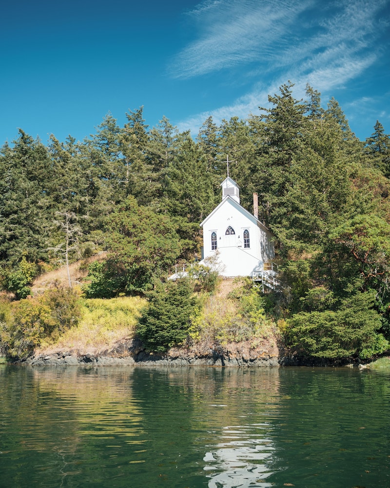 Roche Harbor Resort 73/77