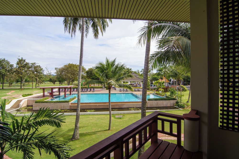 The Nouveau Chumphon Beach Resort and Golf 31/60