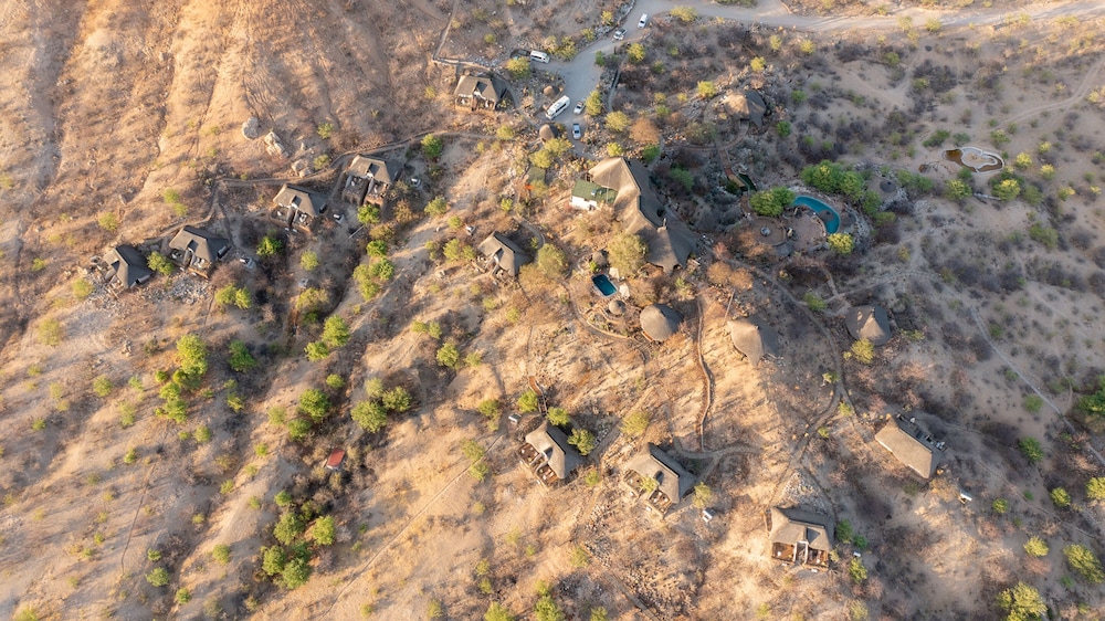 VINGERKLIP LODGE(T) 28/50