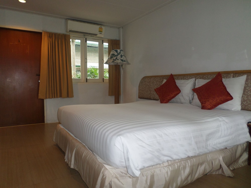 Nautical Inn 26/61