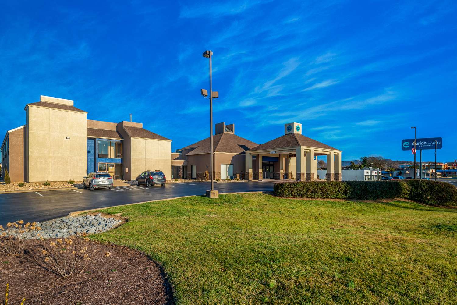 Clarion Pointe Harrisonburg 19/21