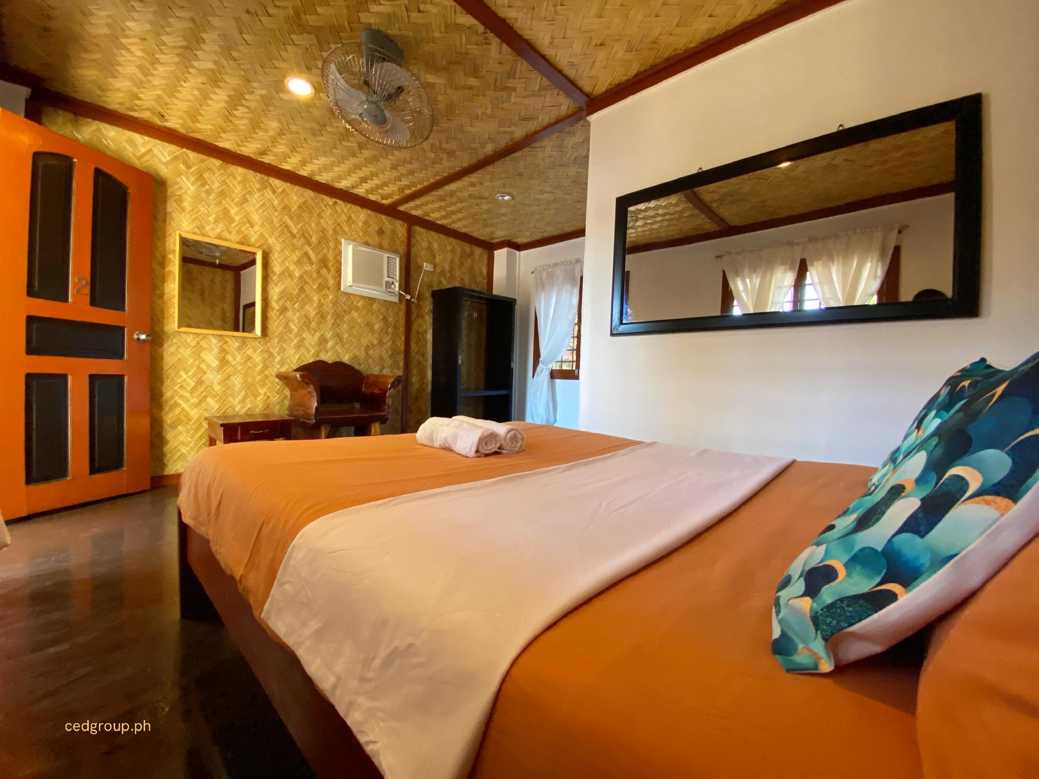 Executive, Villa