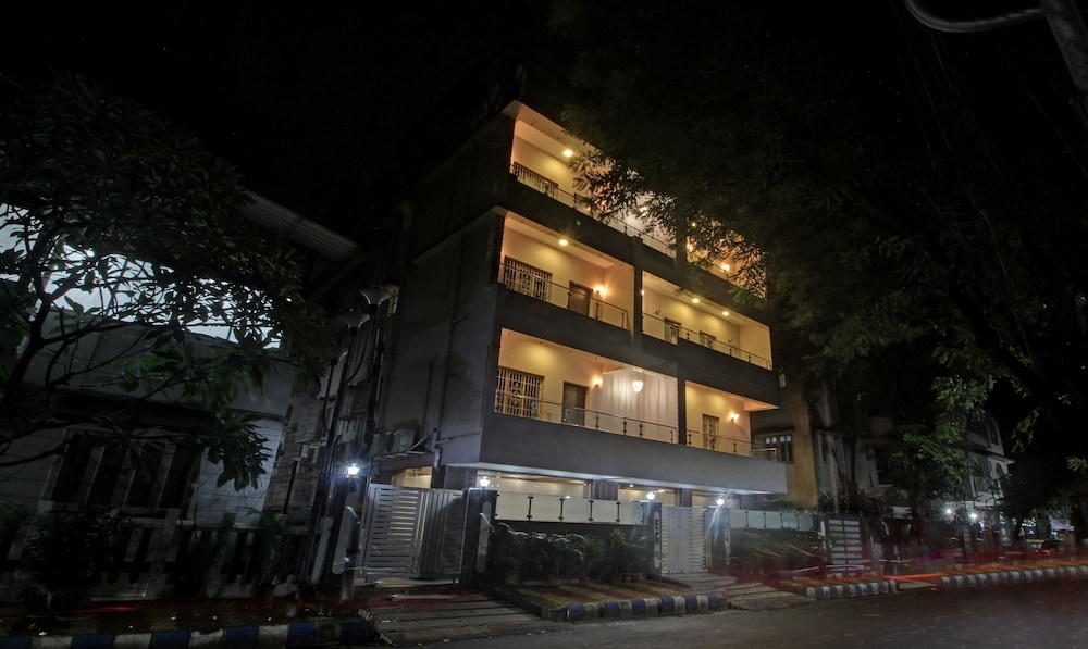 Treebo Sreemaa 5/50