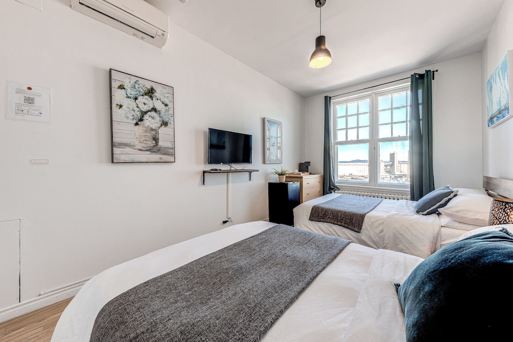 Hotel Manoir des Remparts 44/72