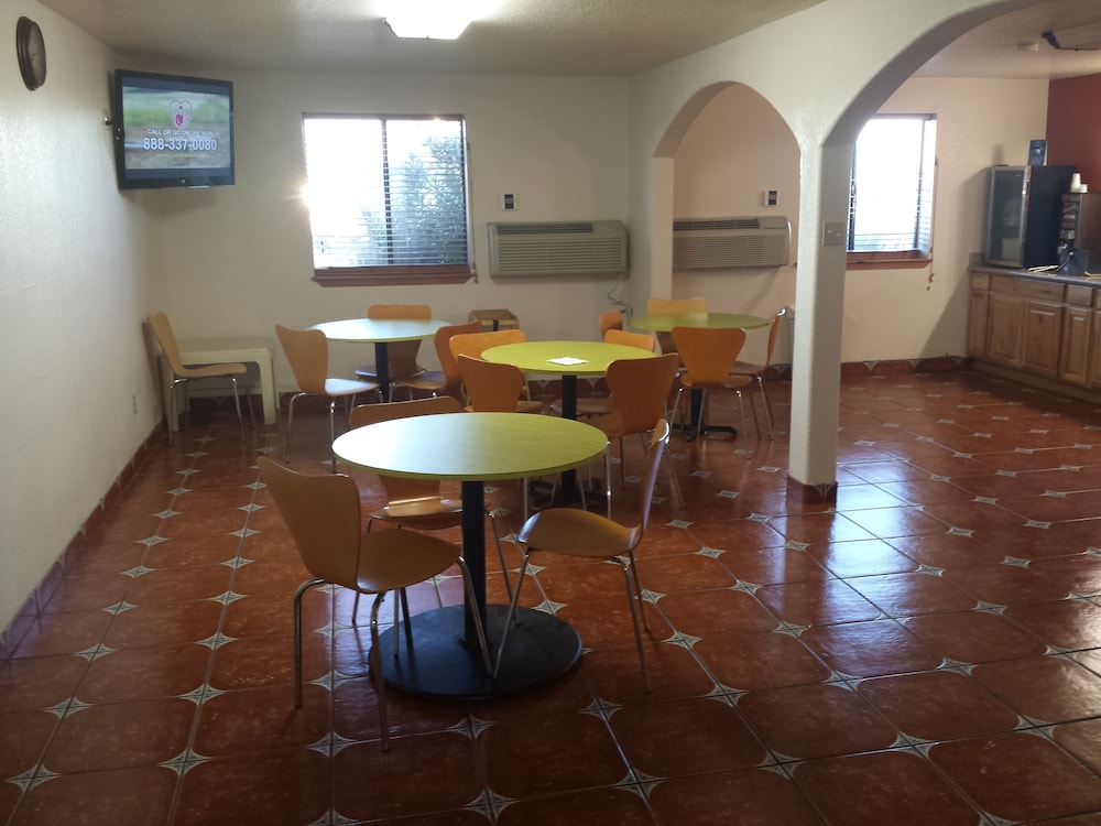 Super 8 By Wyndham Las Cruces/White Sands Area 30/36