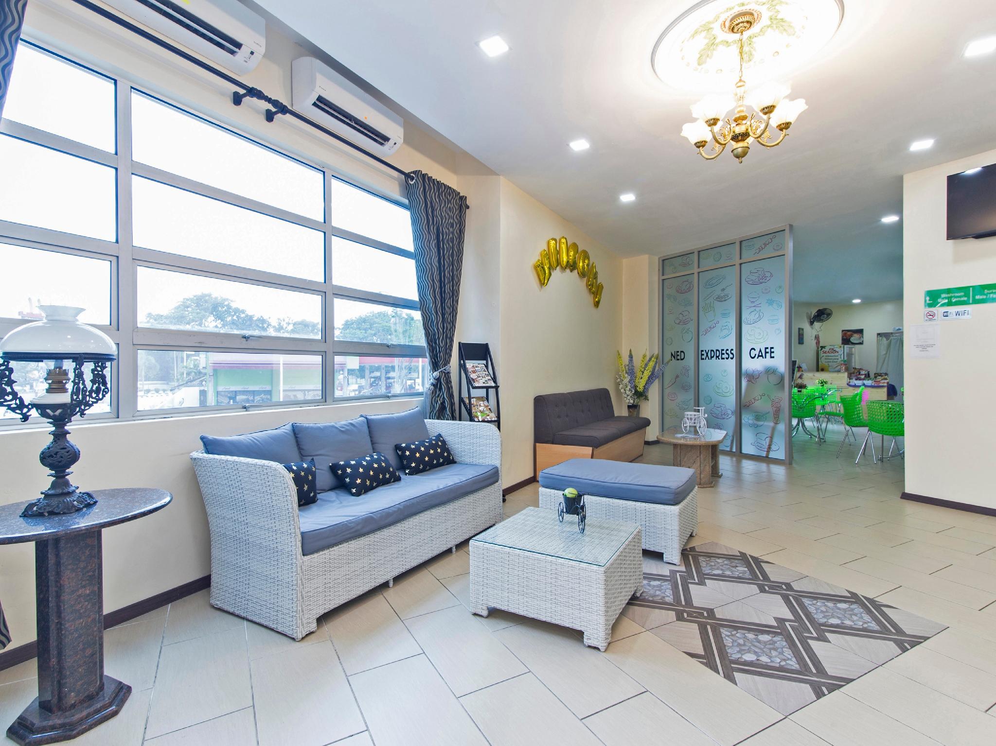 Swing & Pillows @ Apple Hotel Shah Alam 19/27