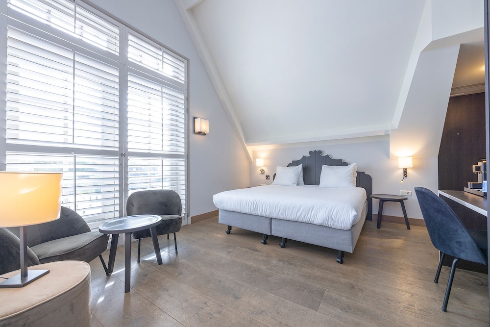 JUNIOR SUITE, BALCONY
