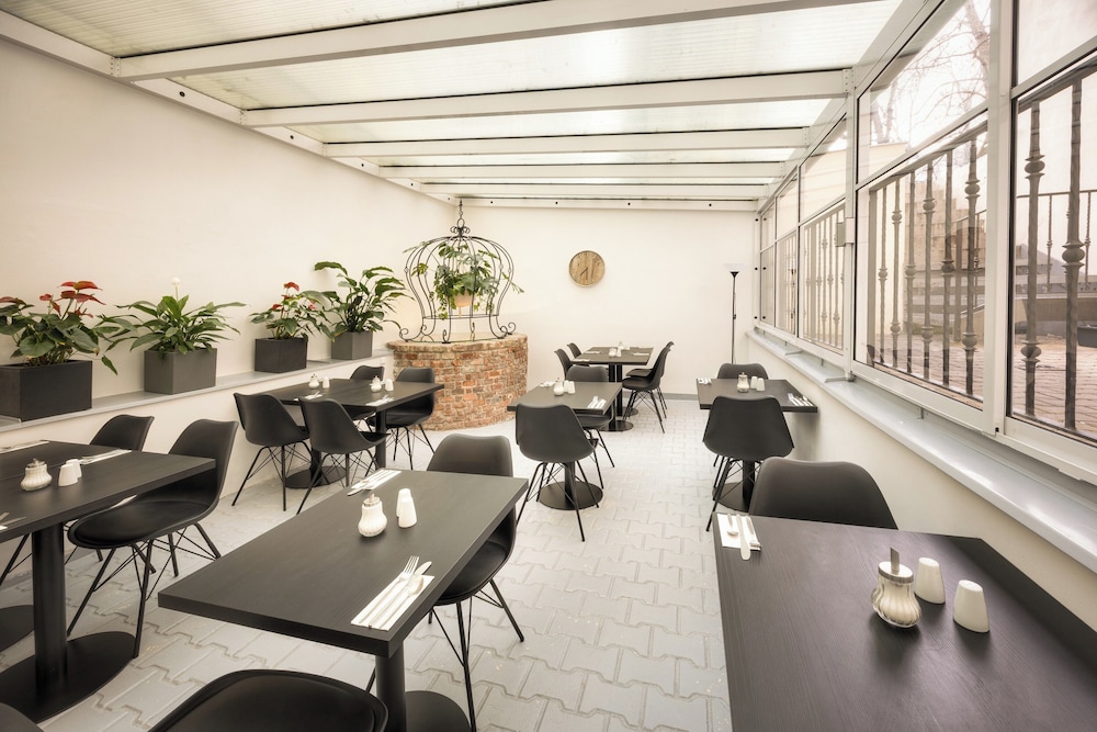 Unique Hotel Prague 47/64