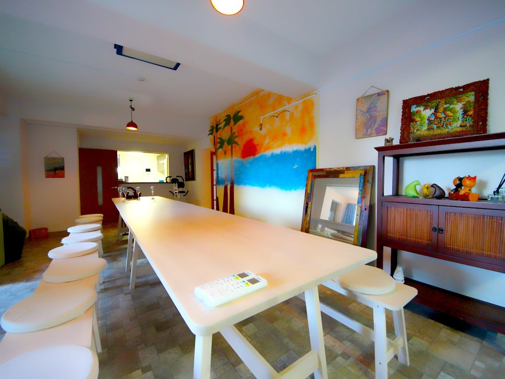 White Beach House 8/44