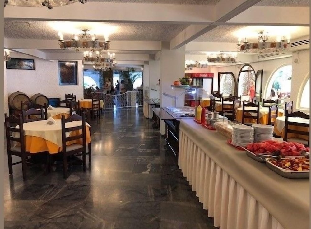 Karteros Hotel 27/49