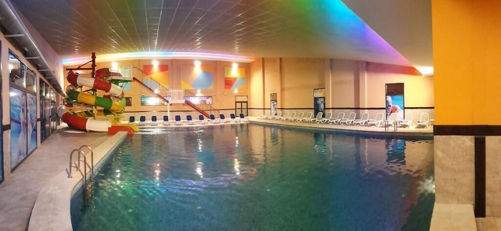 Az Hotel Montana (Nt) 24/49