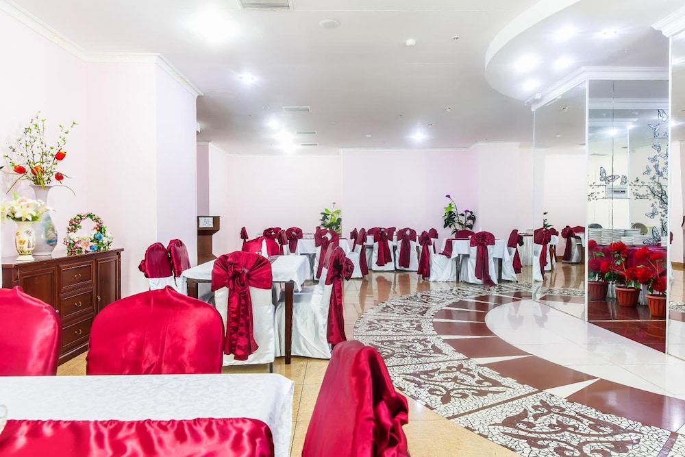 Tengri Hotel 50/61