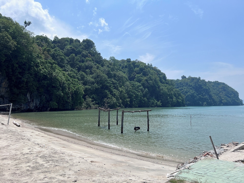 Capital O 91017 Tuba Beach Resort @ Pulau Tuba 28/34