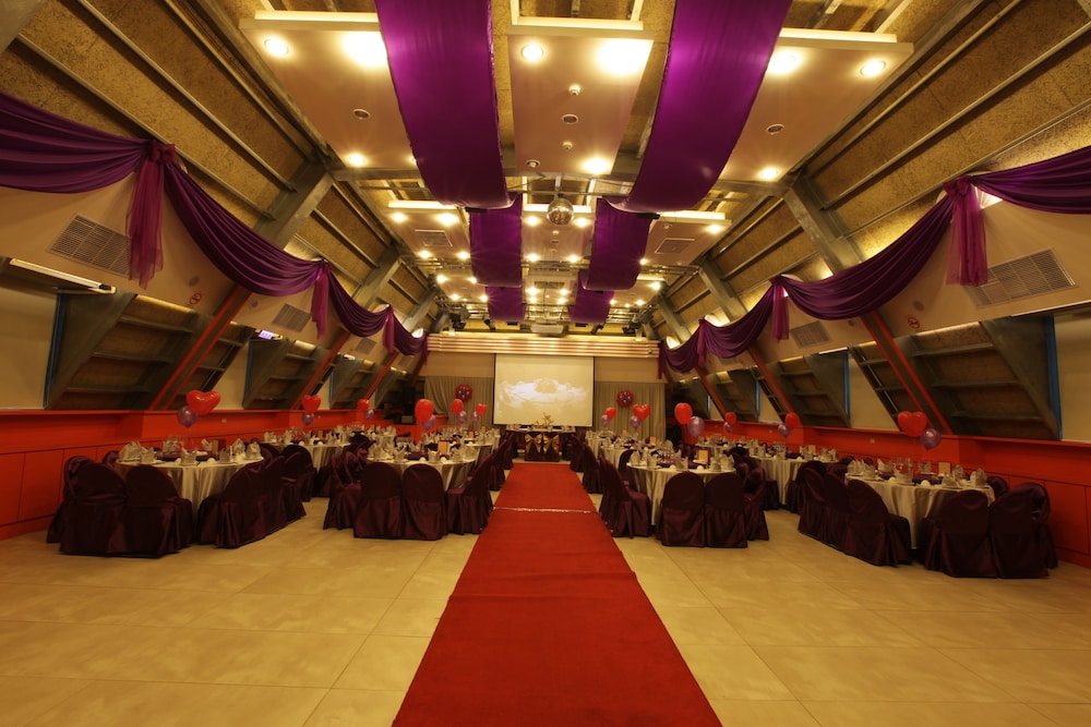 Resort One Hotel 25/37