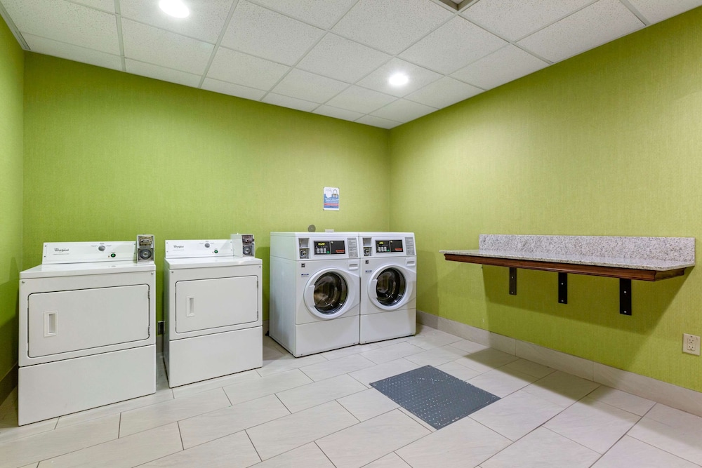 Comfort Suites Hobbs 17/46