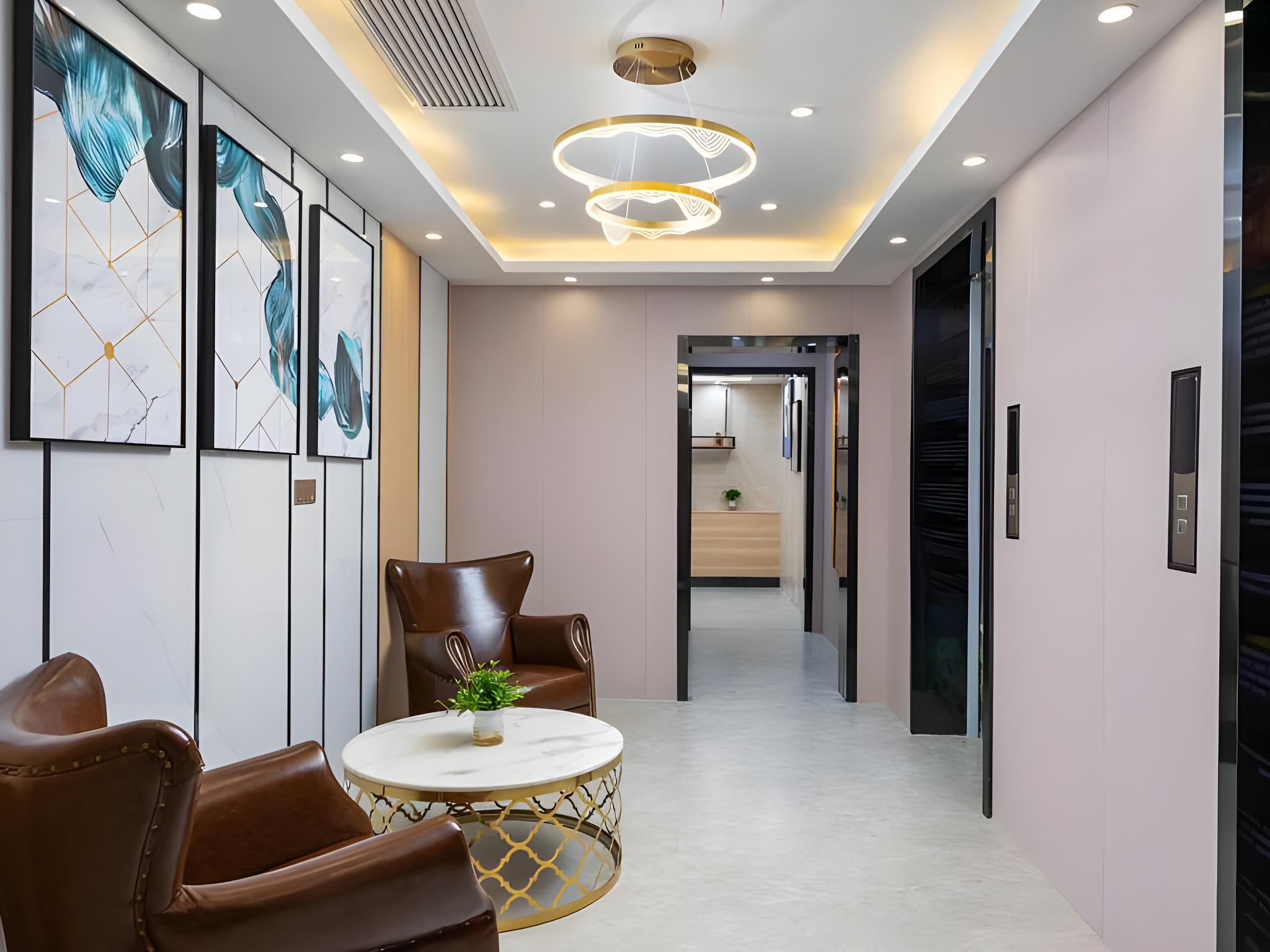 Daye Vienna International Hotel (Huangshi Daye Center High-speed Railway Station) 49/58
