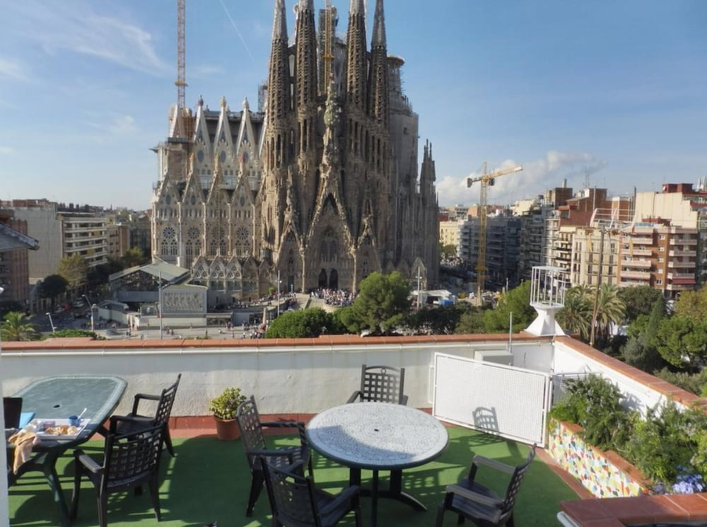 Gaudis Nest Apartments 42/50