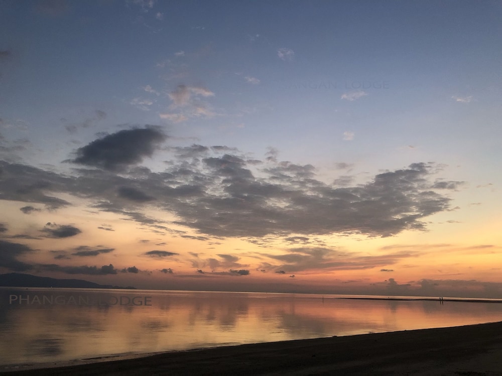 Phangan Lodge 33/50