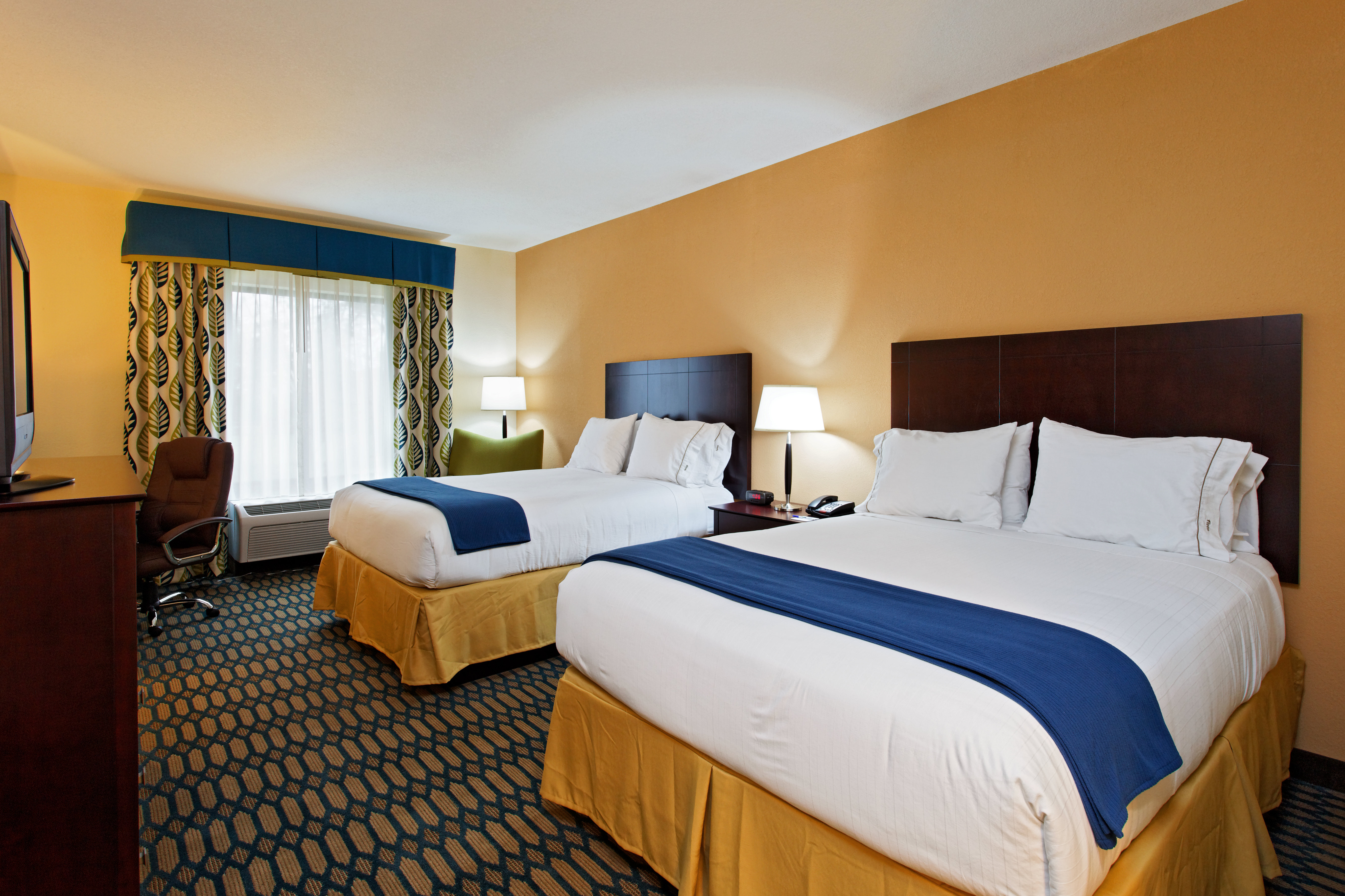 Holiday Inn Express Andalusia 9/33