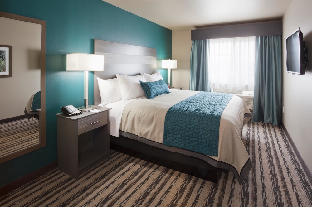GrandStay Hotel and Suites 25/63