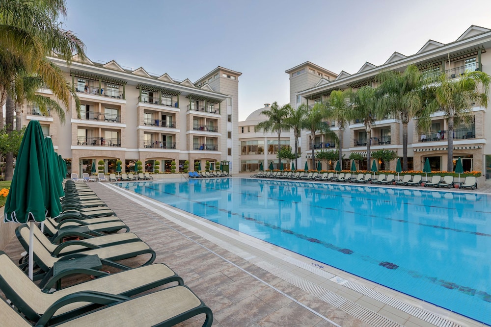 Dobedan Side Beach Resort 86/91
