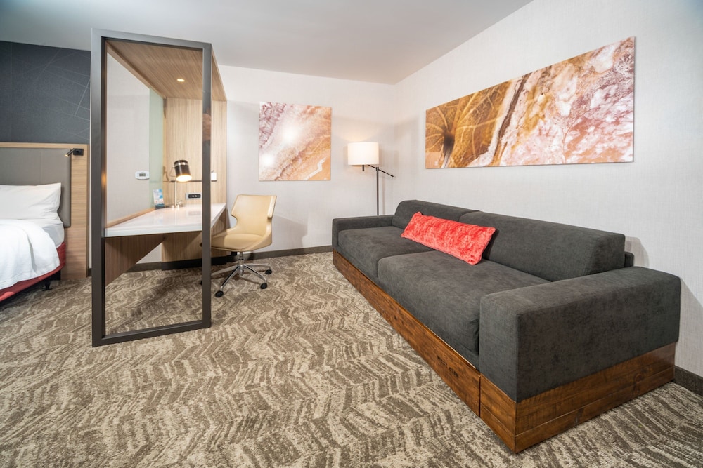 SpringHill Suites by Marriott Kenosha 35/49