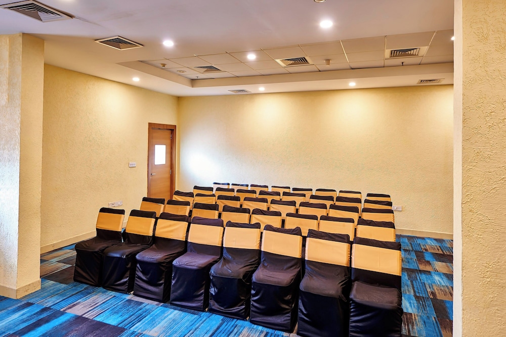 Aloft Bengaluru Whitefield 43/50