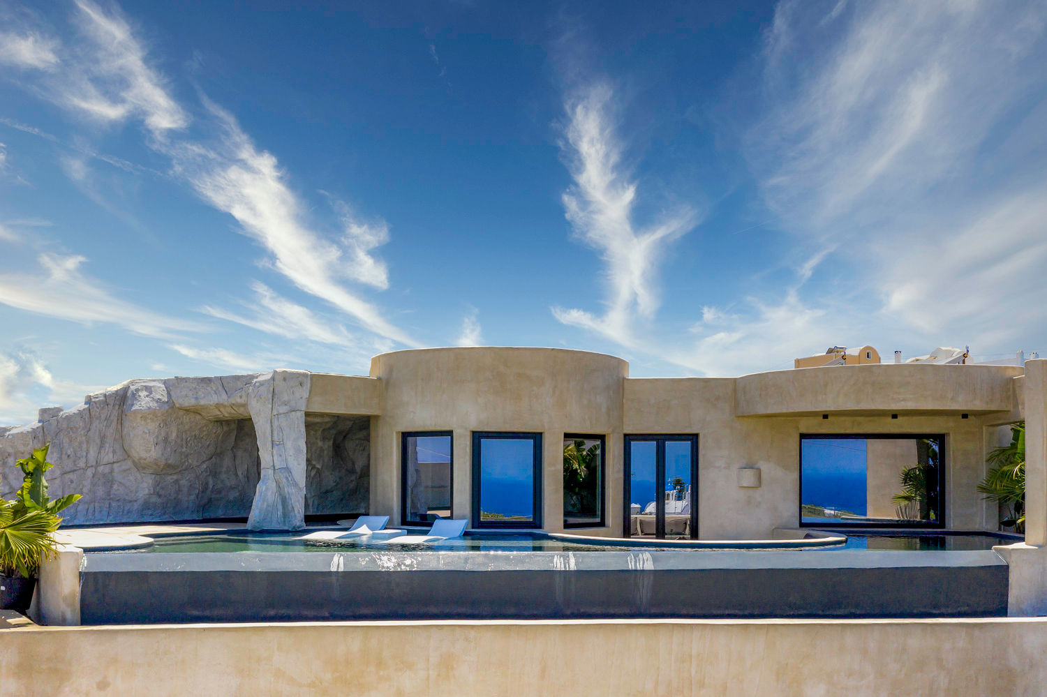 Senses Luxury Houses 99/106