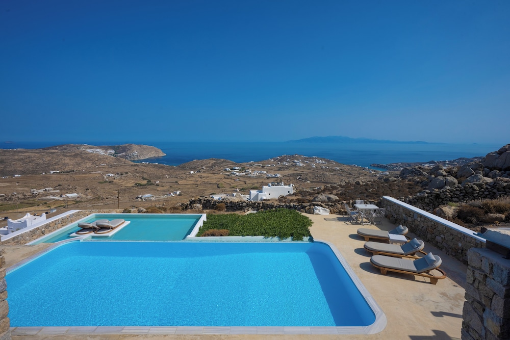 Amallini Suites 25/50