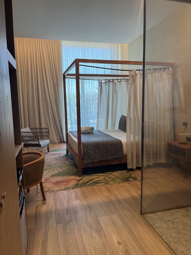 Hotel Tropical Gava Mar 24/50