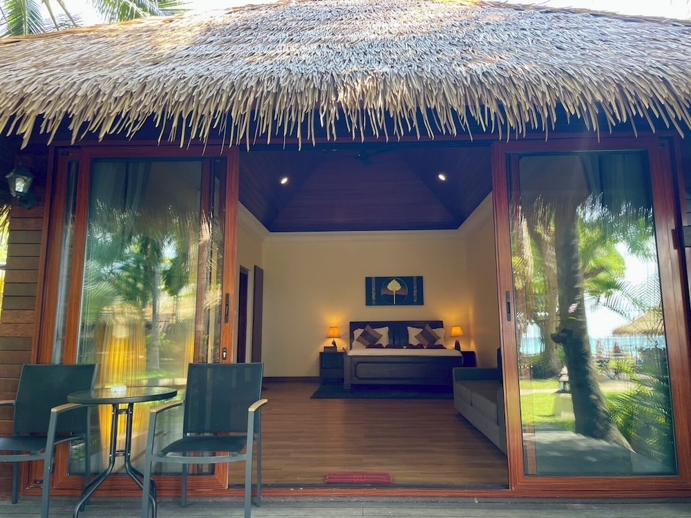 Mali Resort Pattaya Beach Koh Lipe 1/50