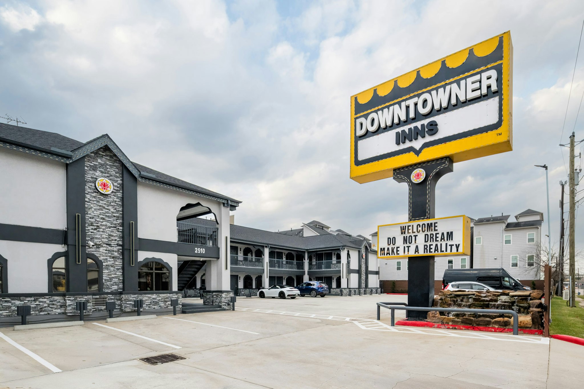 Downtowner Inns - Houston (Hamilton St.) 26/38