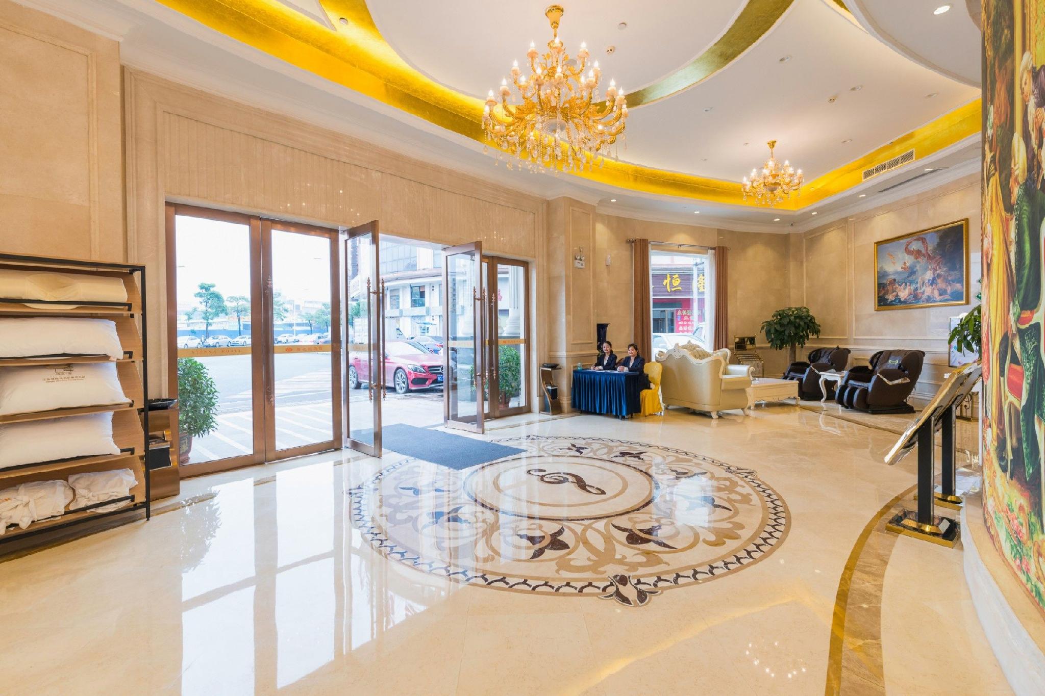 Vienna Hotel (Dongguan Dalang Bus Station) 14/42
