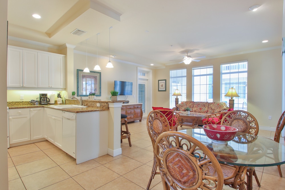 Tortuga Inn Beach Resort 57/76