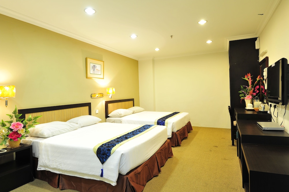 Hallmark Hotel Leisure 17/37