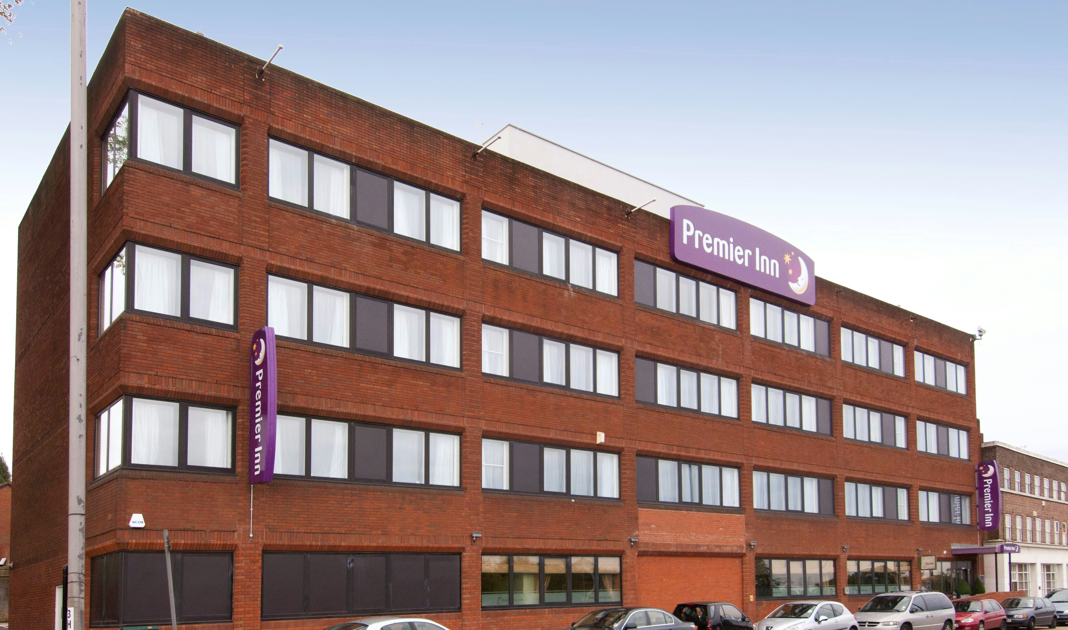 Premier Inn London Hanger Lane in LONDON