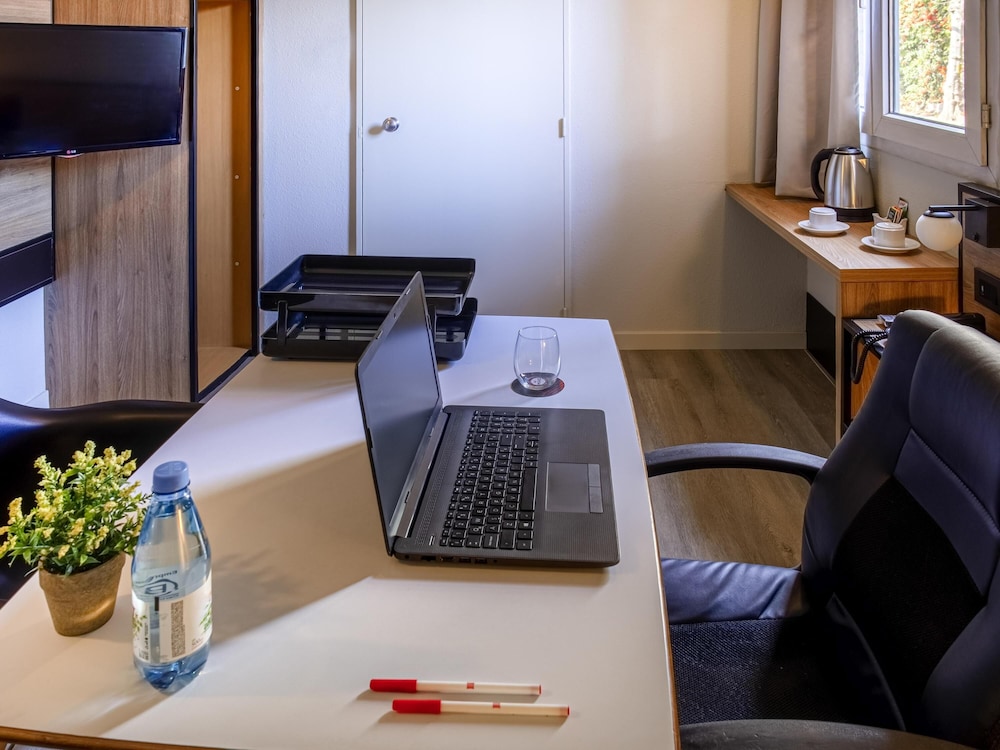 Ibis Mendoza 63/71