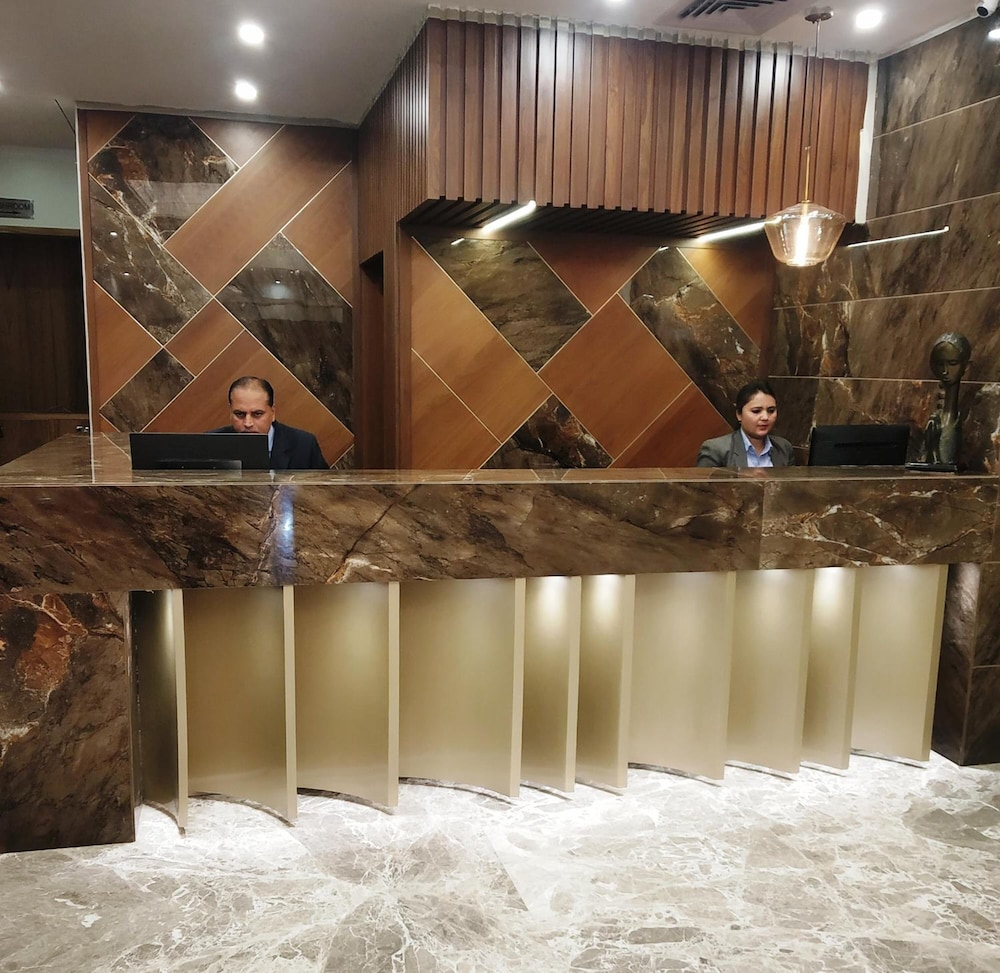 Hotel Shagun Zirakpur 8/50