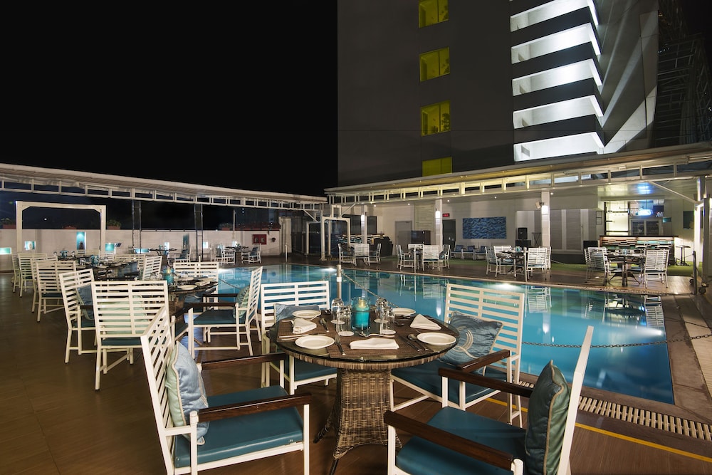 Sayaji Hotel 40/52