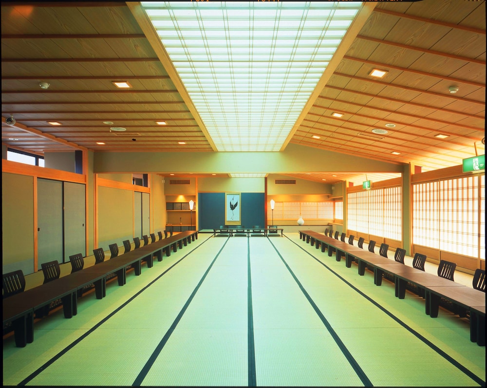 ONISHIYA SUISHOEN 57/60