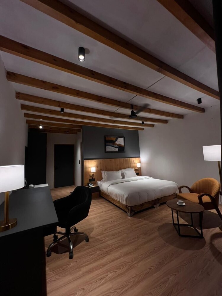 The Eden Resort Nubra 15/24