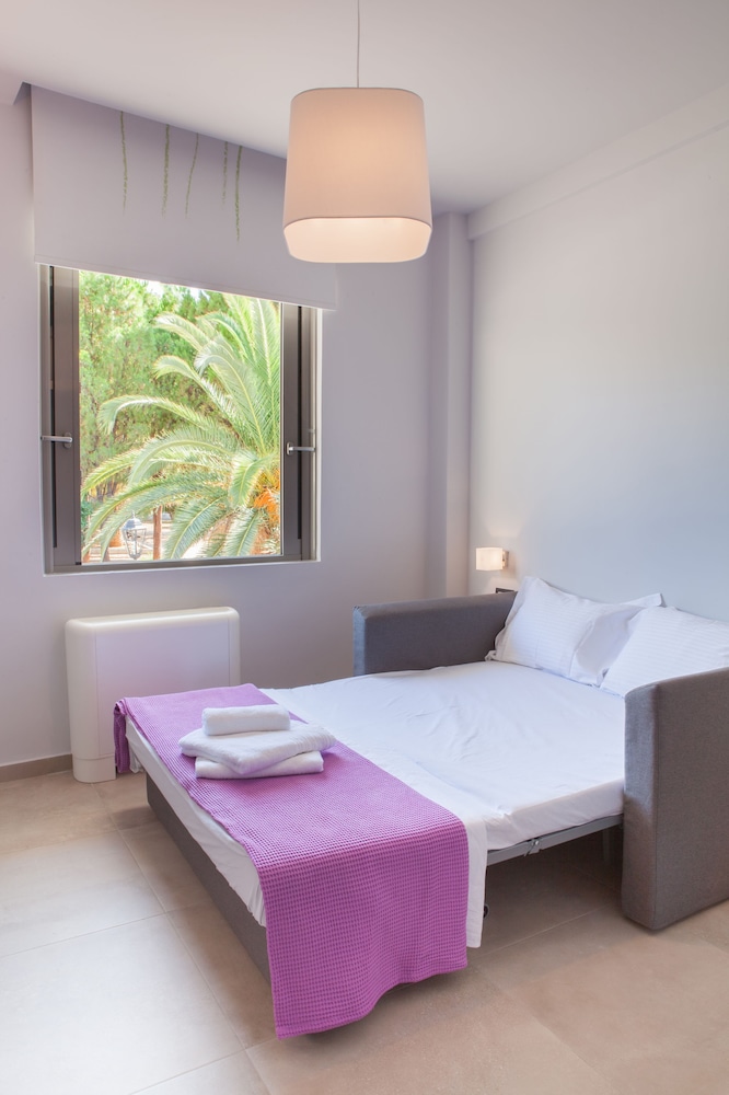 Anemos Rooms and Apartments 20/50