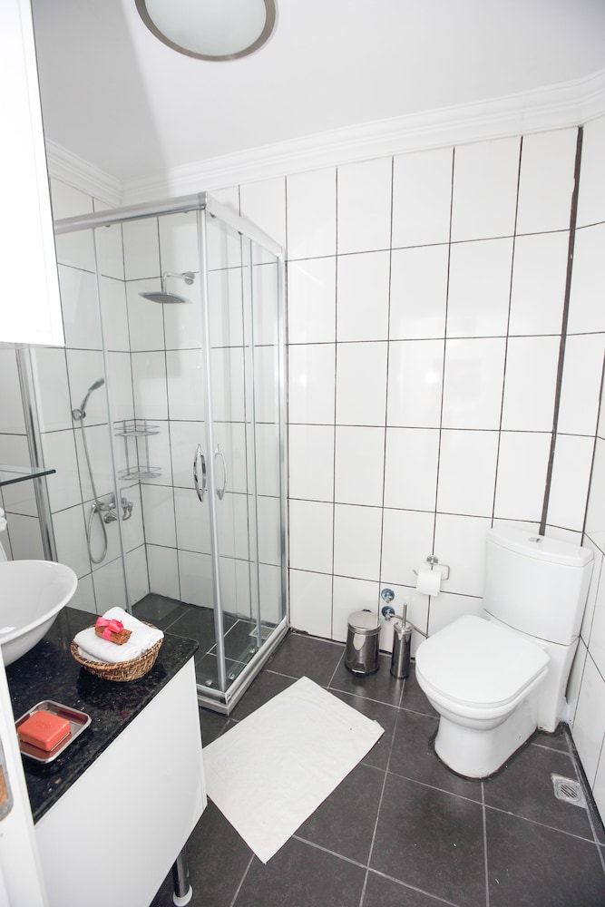 PATIKA SUITES 48/50