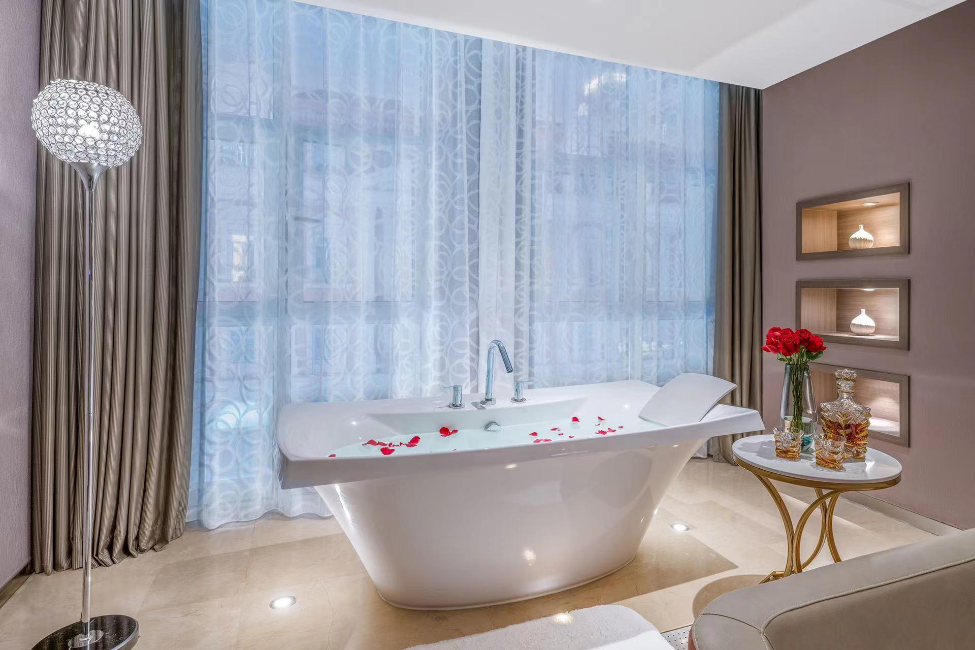 Crystal Orange Hotel (Tianjin Jinwan Square) 33/34
